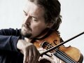 Christian Tetzlaff Geige spielend