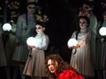 Clémentine Margaine als Carmen, Kinderchor der Deutschen Oper Berlin