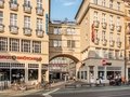 Kulturlandschaft in der Karl-Marx-Straße von Neukölln Kulturlandschaft in der Karl-Marx-Straße von Neukölln