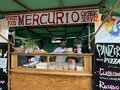 Veranstalter Nicolas Avolos mit seinen Panzerotti Cargo- Street Food Bike