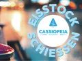 KEY VISUAL Eisstockschießen im Cassiopeia Sommergarten