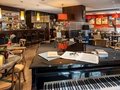 Van Gogh Piano Bar
