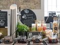 Frühstücksbuffet mit regionalen Produkten