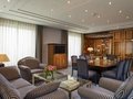 Ambassador Suite - Living Room with Meeting Facility