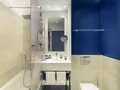 Badezimmer mit Badewanne