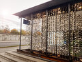Berlin Handshape Installation am Dokumentationszentrum in der Bernauer Straße