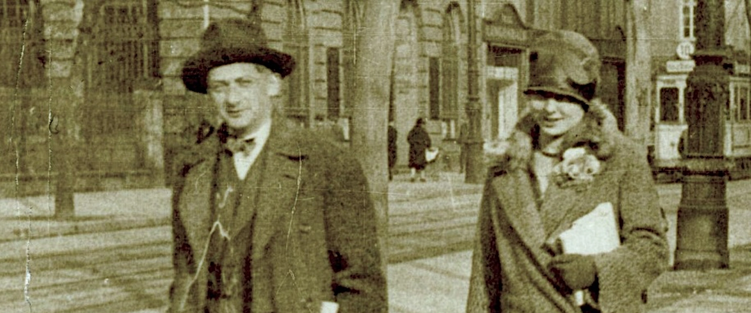 Joseph Roth at Kurfรผrstendamm | visitBerlin.de