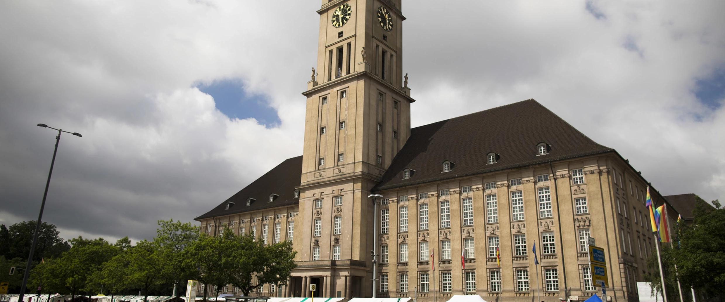 Rathaus Schöneberg (Schöneberg Town Hall) | visitBerlin.de