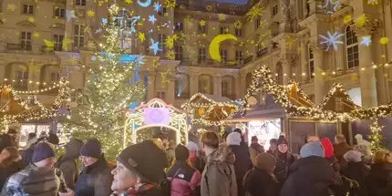 Weihnachtsmarkt, Schlossplatz in Mitte