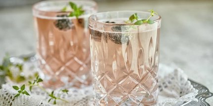 Blackberry Thyme Champagne Cocktail