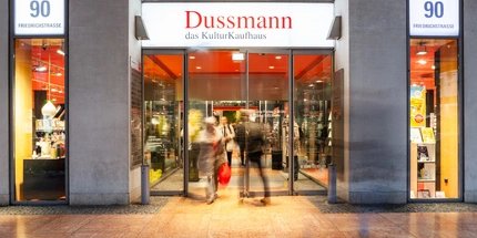 Dussmann, das Kulturkaufhaus