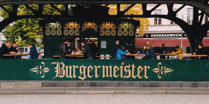 The snack stand Burgermeister under the U-Bahn