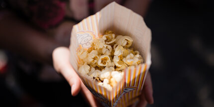 Popcorn Packung im Kino