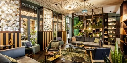 The Circus Hotel, Lobby