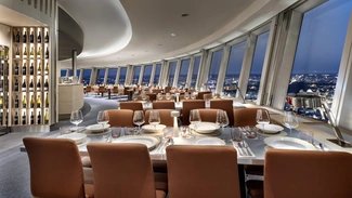 Restaurant Sphere von Tim Raue im Berliner Fernsehturm