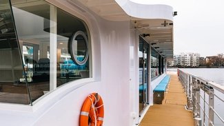 Katamaran der Reederei Stern und Kreisschiffahrt