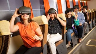 Virtual Reality Tour im 80er Jahre Bus