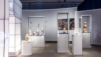 Ausstellungsansichten "Gebaute Gemeinschaft"