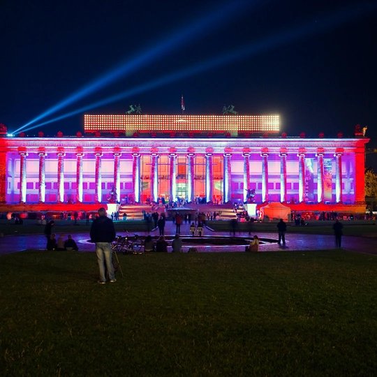 Illuminiertes Altes Museum bei der Langen Nacht der Museen
