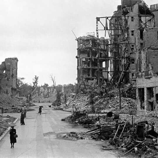 Zerstörtes Berlin 1945