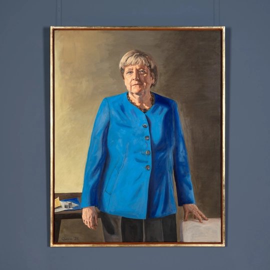 Portrait der Altkanzlerin Angela Merkel