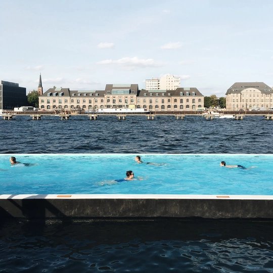 Badeschiff Arena 
