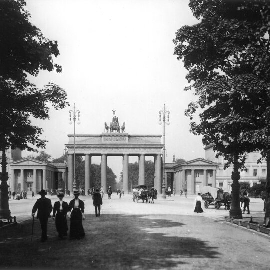 Photographie noir et blanc Porte de Brandebourg Berlin 1907