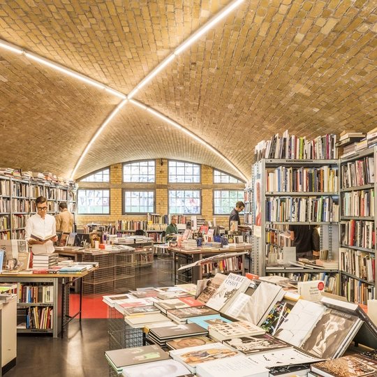 Libreria Bücherbogen a Savignyplatz a Berlino