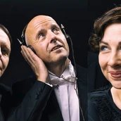 ACHTUNG, ACHTUNG, HIER SPRICHT BERLIN