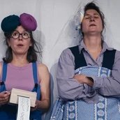 IM DUNKELN LIEGT EIN LIED