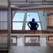 Ausstellungsansicht „Annika Kahrs. OFF SCORE“, Hamburger Bahnhof – Nationalgalerie der Gegenwart