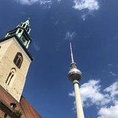 St. Marienkirche mit Fernsehturm