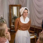 Glanz und Gloria. Festplanung mit der Kammerzofe Sophie