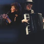 Julia Kock chante Piaf