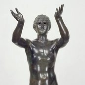 Statue eines jungen Mannes (sog. Betender Knabe), Bronze, Ende 4./Anfang 3. Jh.v.Chr.