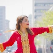 Persische Tänzerin beim Nouruz Festival und Persian Parade Neujahrsfeier