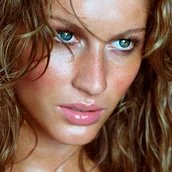 Russell James - Gisele Bündchen 2001