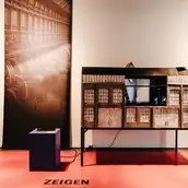 Ausstellungsansicht: (Un)sichtbare Orte. Siegfried Hirschmann – ein vergessener Industriepionier