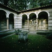 Klosterhof im Park Glienicke