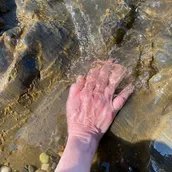 To Touch and Being Touched (2023), Diatomit-Meeresboden auf der Insel Fur, Dänemark.