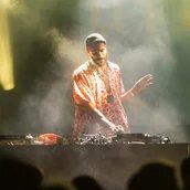 DJ Set von Ben Olayinka im Rahmen von Durchlüften - Open Air