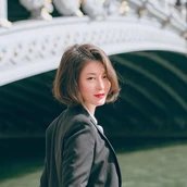Shin Young Lee