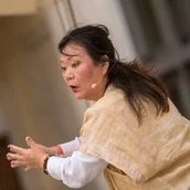 Soogi Kang beim Geschichtentheater "Vom Traum zum echten Abenteuer"