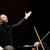 Kirill Petrenko mit den Berliner Philharmonikern