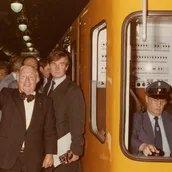 Erste Fahrt zur Einweihung der neuen U-Bahnhöfe in Spandau am 1. Oktober 1984, Archiv Stadtgeschichtliches Museum Spandau.