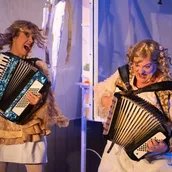 genid-f342301f14474fc8842de2d7e60cbf847042029-b12