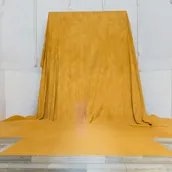 Delcy Morelos, Altar, 2024, Installationsansicht, CAAC Centro Andaluz de Arte Contemporaneo, Sevilla