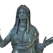 Bronzeskulptur einer betenden Frau aus San Casciano