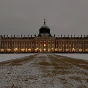 Außenansicht vom Neuen Palais im Winter