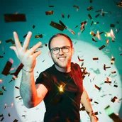 KEY VISUAL Sven Bensmann: SVENOMENAL